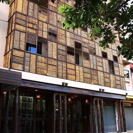 1 Nimman Gallery Hotel Chiang Mai Exterior foto